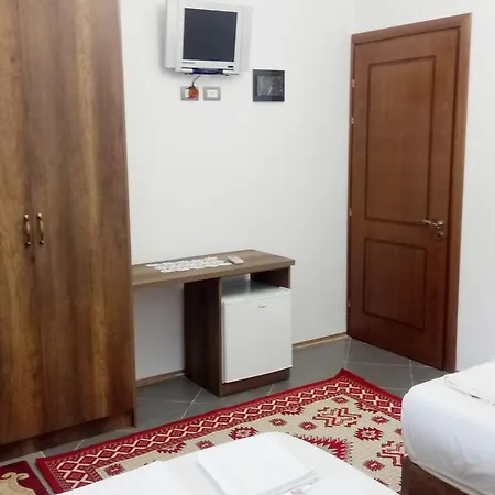 Juri Garden Guest house Berat