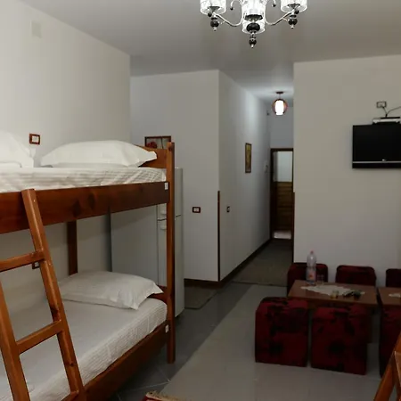 בית הארחה Juri Garden