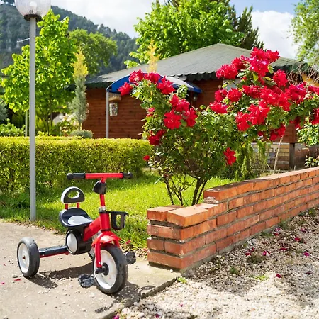 Juri Garden Vendégház Berat