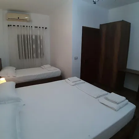 Juri Garden Vendégház Berat